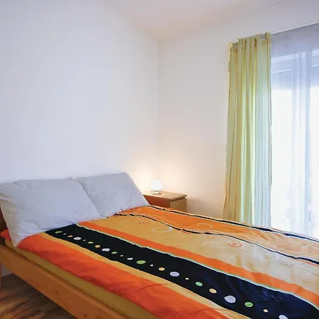 Stunning In With Wifi Apartman